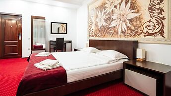 Complex Turistic Max International