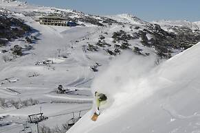 Kookaburra Ski Lodge