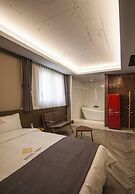 Hotel Crape Gyeongsan