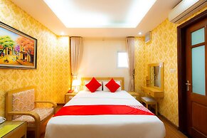 Dragon Hotel