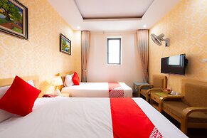 Dragon Hotel