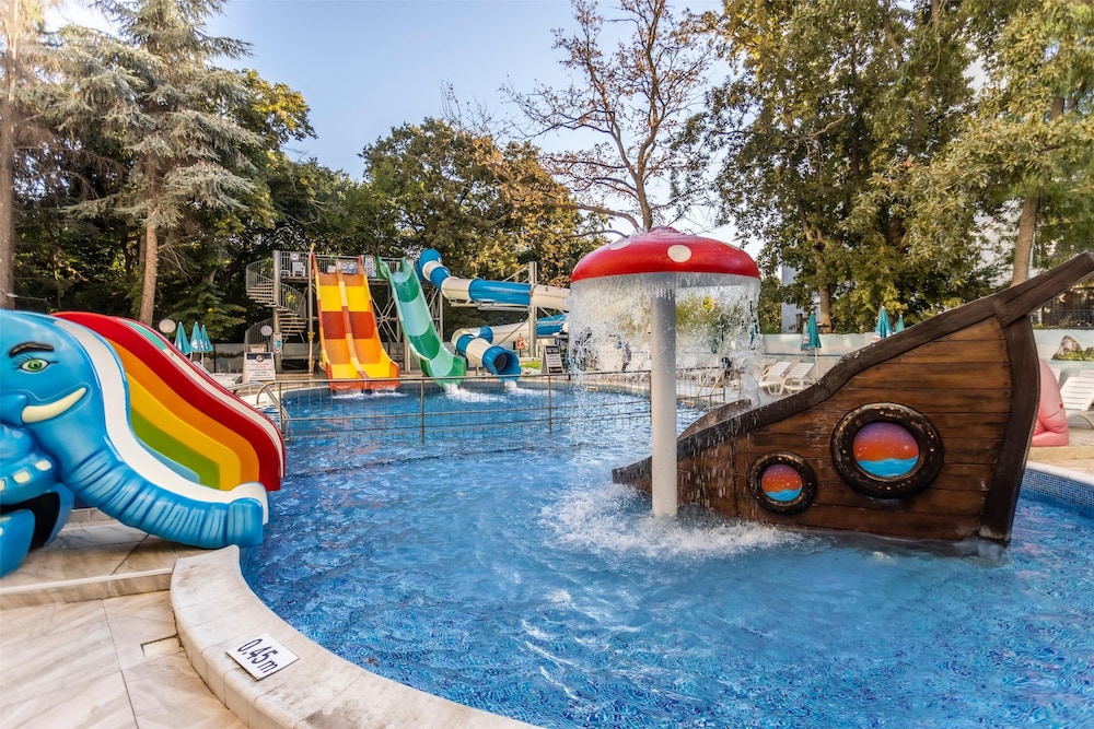 Prestige Hotel and Aquapark