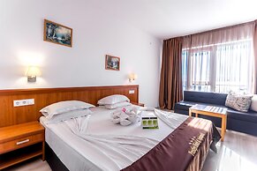 Prestige Hotel and Aquapark