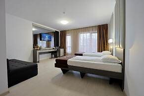 Prestige Hotel and Aquapark