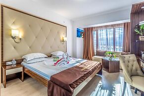 Prestige Hotel and Aquapark