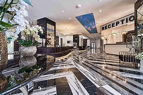 Prestige Hotel and Aquapark