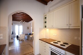 Villa Attalus 1