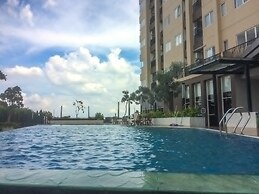 Bright and Stylish 1BR The Oasis Apartment Cikarang