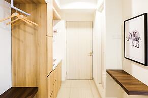 Modern Elegant Studio Grand Kamala Lagoon Apartment