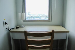 Modern and Comfortable Studio Springwood Apartment