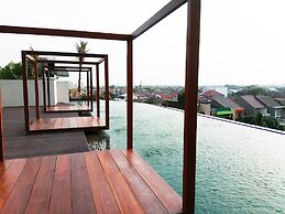 Comfortable Studio Apartment @ Grand Kamala Lagoon