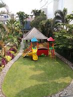 Antique 3BR at Grand Setiabudi Apartment