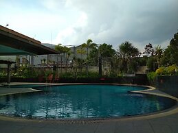 Antique 3BR at Grand Setiabudi Apartment