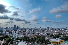 Minimalist Studio Menteng Park Apartment