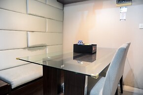 Great Location 2BR Maple Park Apartment