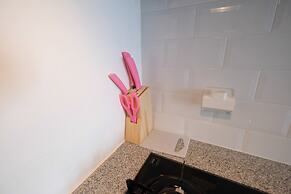 Simple Furnished Studio Casa De Parco Apartment