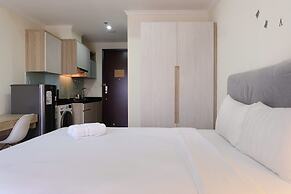 Best Price Studio Menteng Park Apartment