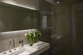 Vila Damunt Suites