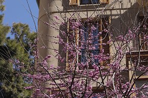 Vila Damunt Suites