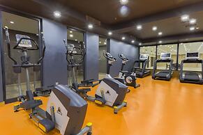 Shimall Deluxe Hotel
