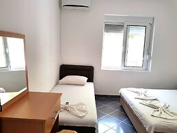 Doni Apartments