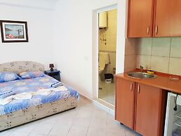 Doni Apartments