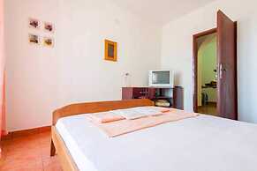 Prag Apartments & Rooms