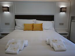 Golden Residence