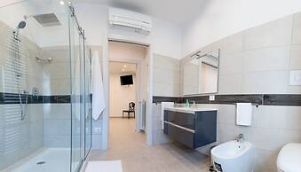 Golden Residence