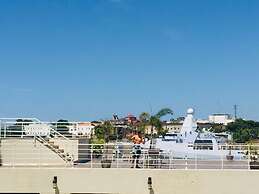 Riviera Colonial