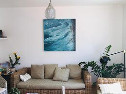 Surfers Retreat - Hostel - Adults Only