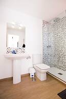 Surfers Retreat - Hostel - Adults Only