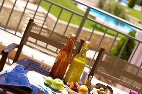 Loutra Resort