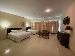 Hotel F Sur Inn