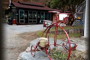 Pine Aroma Pension