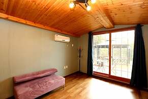 Pine Aroma Pension
