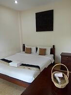 Meewaya Hotel