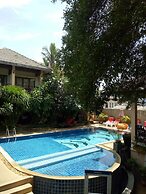 Meewaya Hotel