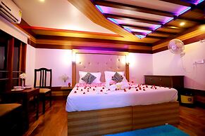Kerala Luxury House Boat
