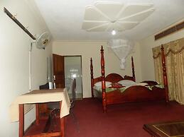 Town View Hotel