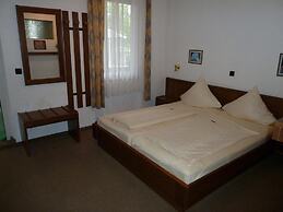 Edelstein-Hotel