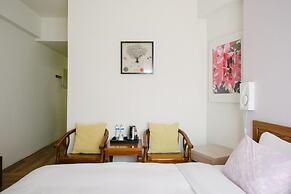 He Sen Hotel