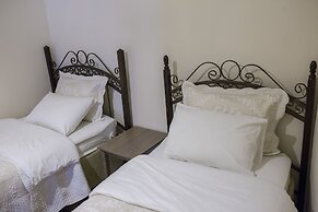 Kamelya Cave Hostel - Adults Only