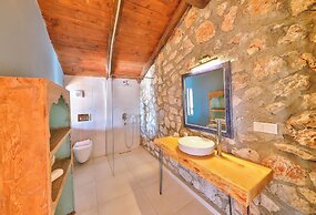 Kale Lodge - Adults Only