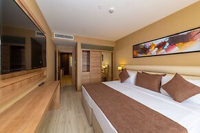 38 Hotel