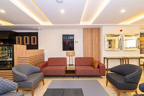 38 Hotel
