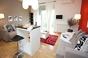 Boutique Apartments 360