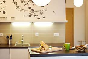 Boutique Apartments 360