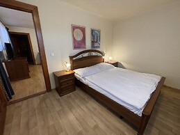 Hostel Little Quarter