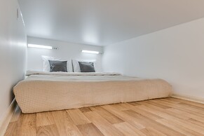 Tomi Apartments
